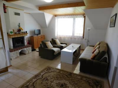 Apartmány Tania - Osemlôžkový apartmán – závažná poruba