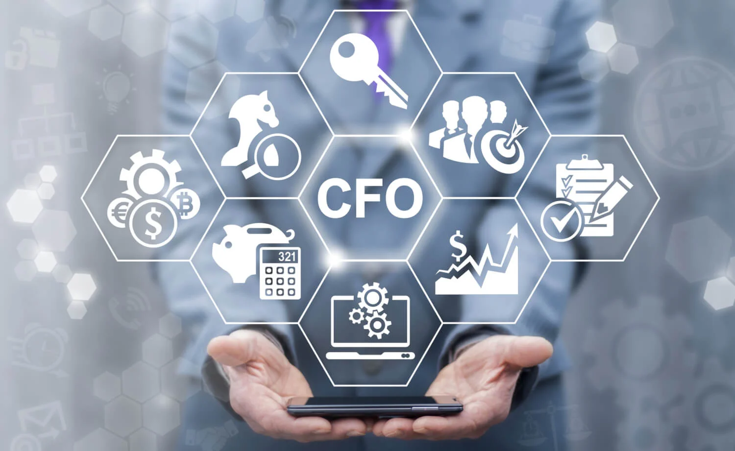 Outsourced CFO services helping UAE businesses with financial strategy and growth