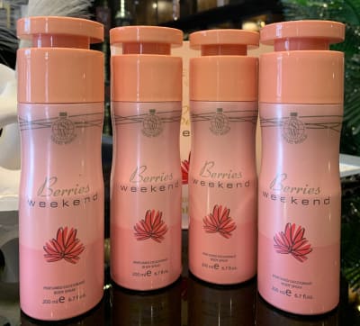 BERRIES WEEKEND BODY SPRAY