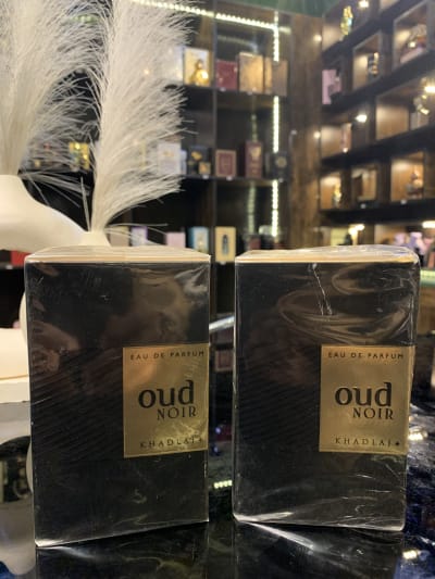 OUD NOIR