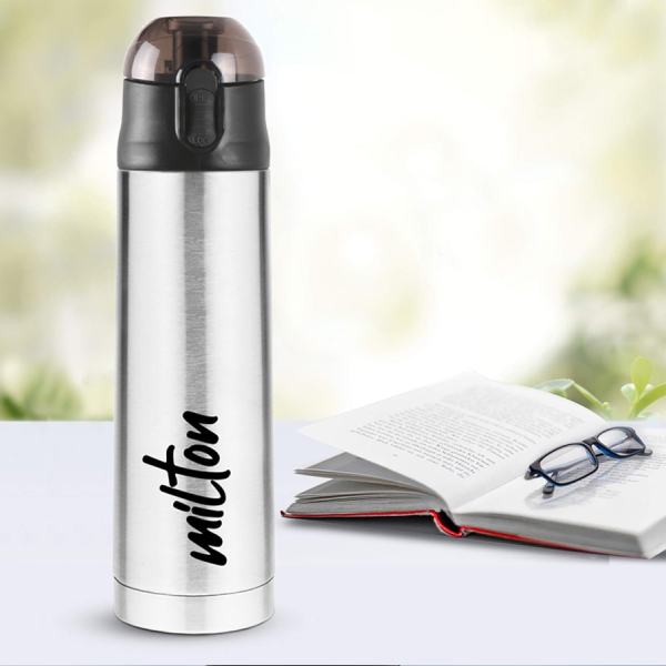 MILTON New Crown 600 Thermosteel Hot or Cold Water Bottle