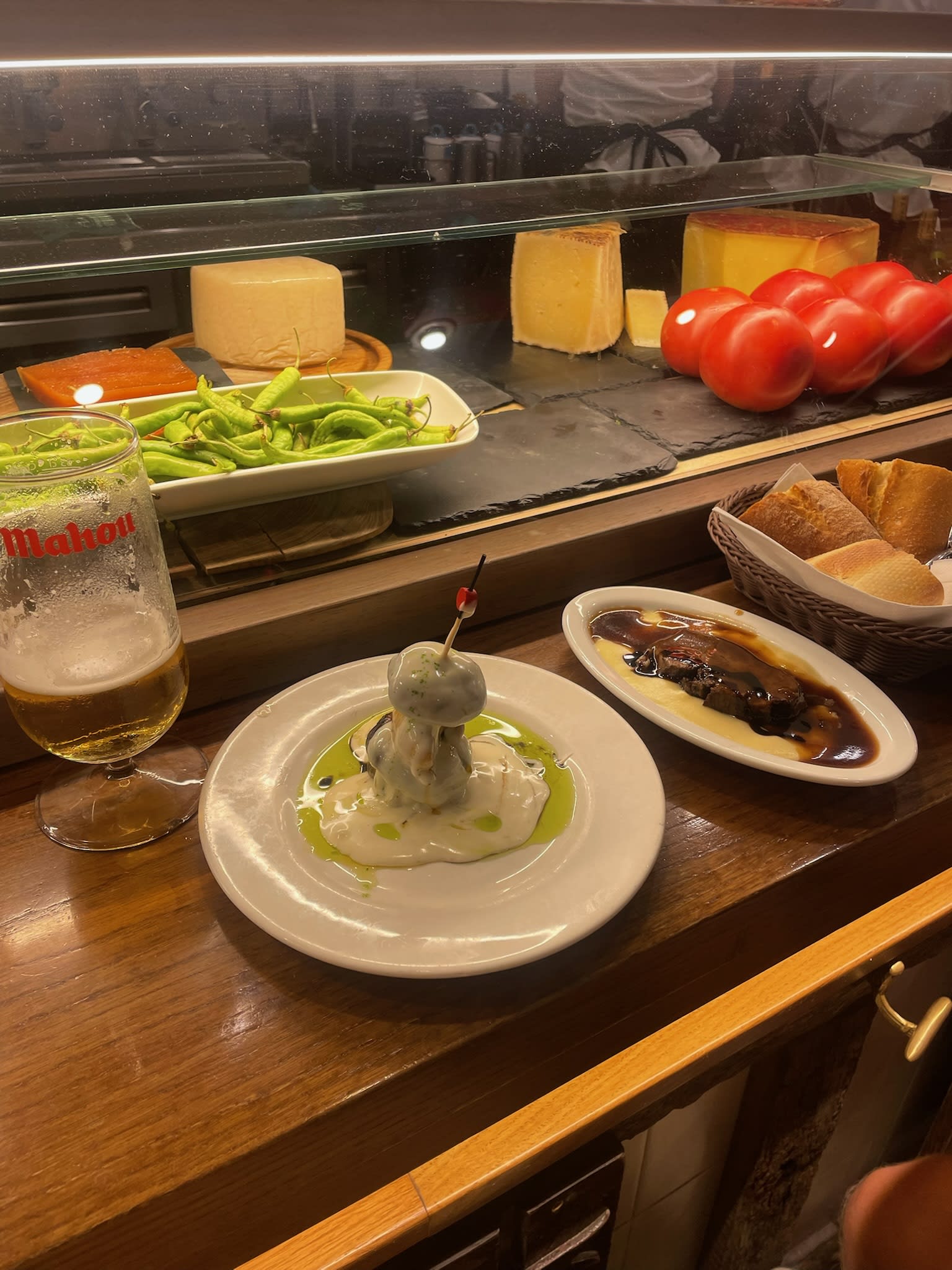 De Baskische keuken: 5 klassiekers die je écht gegeten (en gedronken) moet hebben