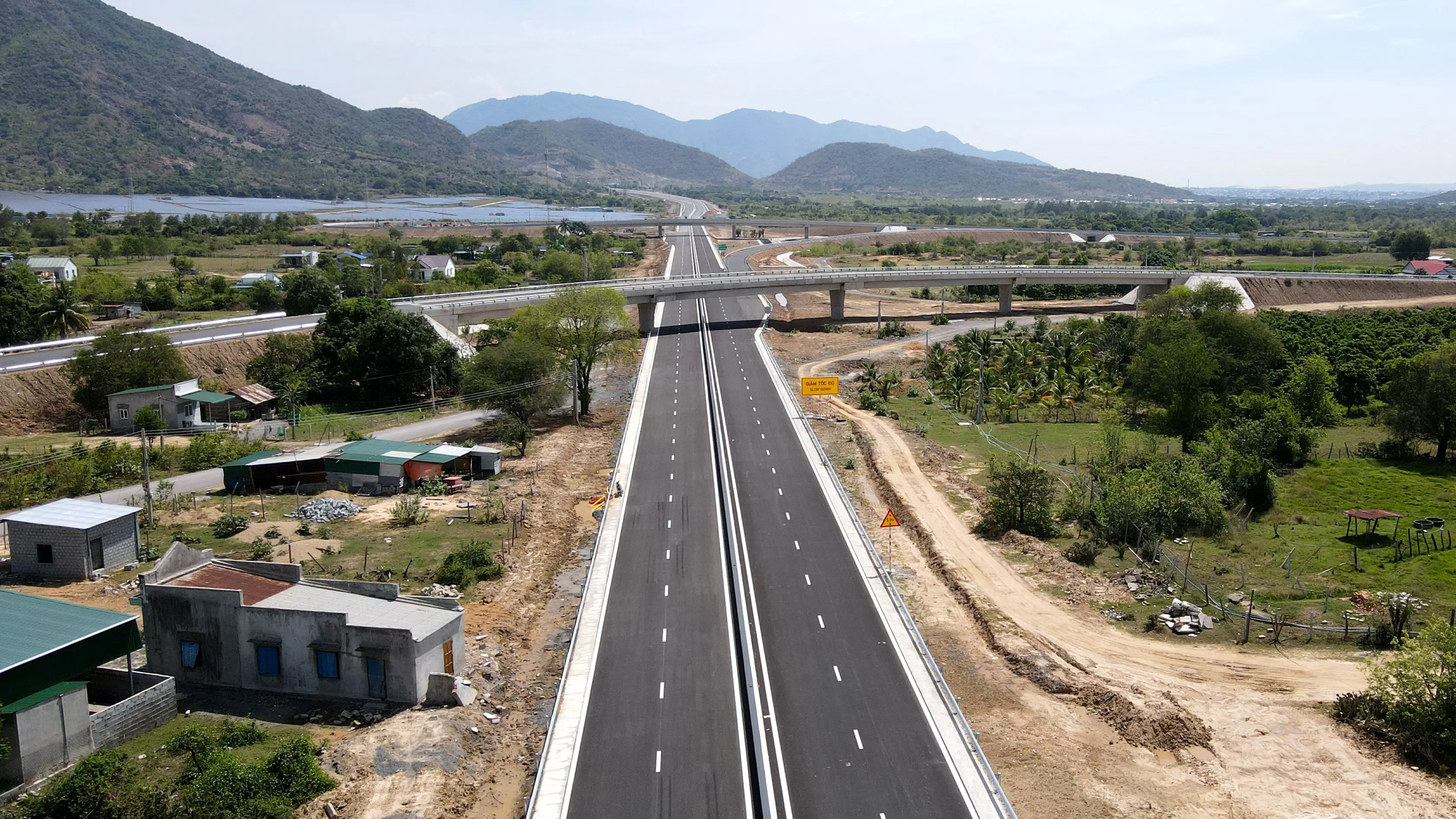 Tìm hiểu về các dự án cao tốc Nha Trang - Cam Lâm