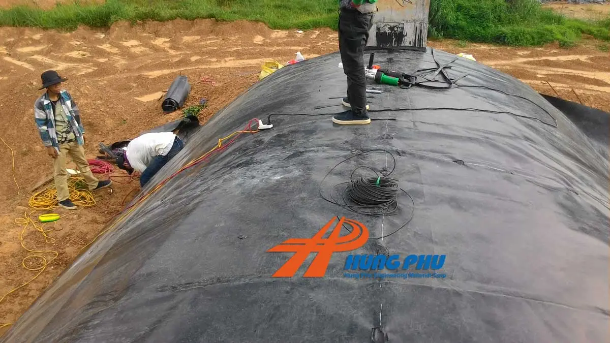 Màng Chống Thấm HDPE - Giải Pháp Vàng Cùng Nẹp Inox Chống Gỉ