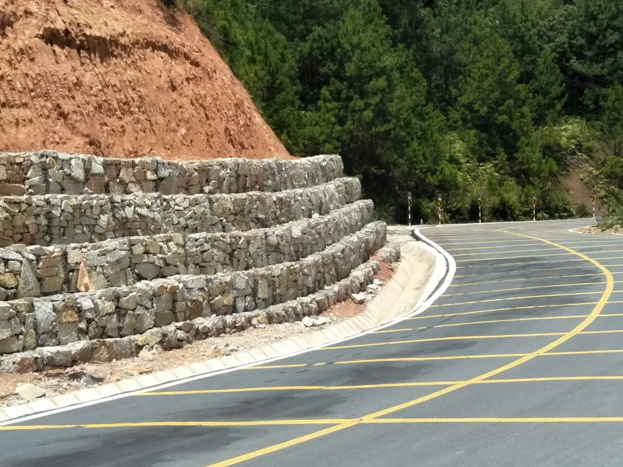 Báo Giá Rọ Đá Bọc Nhựa từ nhà sản xuất Hưng Phú tại Long An