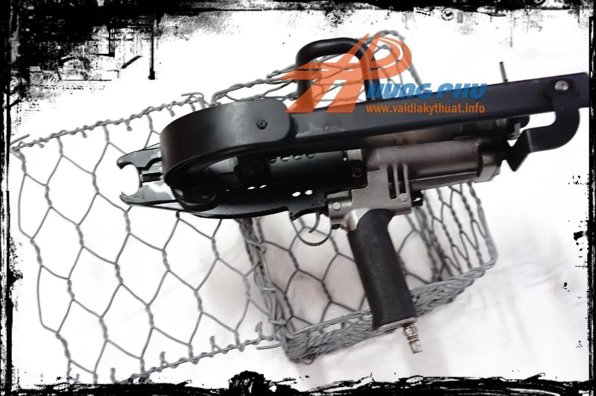 Máy bấm đinh buộc