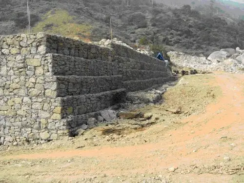 Rọ đá giá rẻ - Không hẳn cứ giá rẻ là có chất lượng thấp, và còn những vấn đề khác nữa