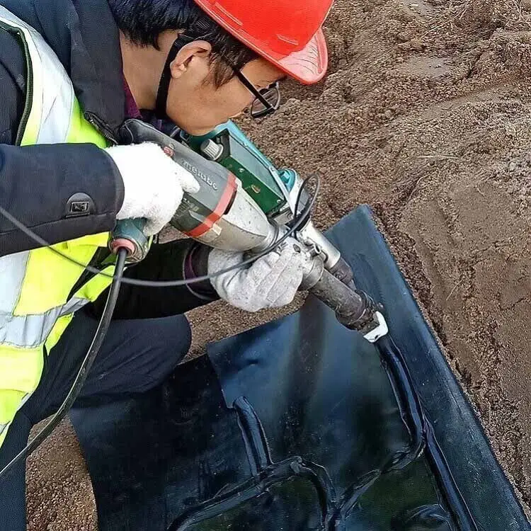 Thi công màng chống thấm HDPE - Quy trình chi tiết cập nhật năm 2023