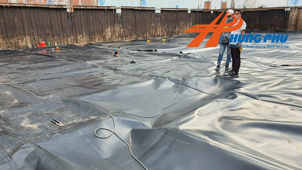 Bạt HDPE 0.5 mm giải pháp thông dụng trong lót ao nuôi trồng thủy sản và hồ chứa nước nông nghiệp 20 Bạt HDPE 0.5 mm giải pháp thông dụng trong lót ao nuôi trồng thủy sản và hồ chứa nước nông nghiệp