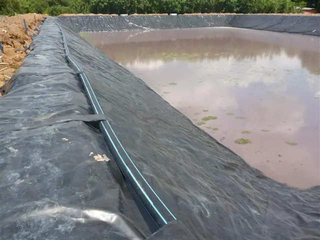 Hầm biogas phủ bạt nhựa HDPE