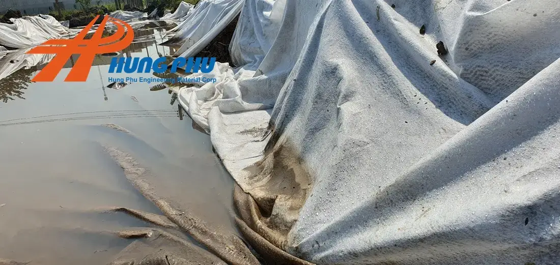 Vải địa kỹ thuật có tác dụng gì trong xây dựng hạ tầng giao thông ?