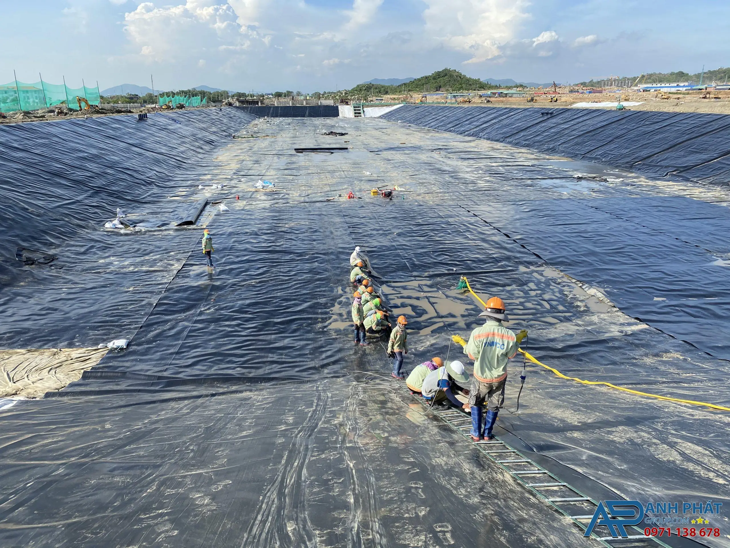 Màng chống thấm HDPE giá rẻ Lựa chọn đúng mang lại lợi ích lớn