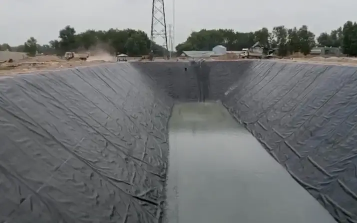 Thi công hầm biogas bằng màng HDPE giá rẻ - Những điều cần lưu ý Thi công hầm biogas bằng màng HDPE giá rẻ - Những điều cần lưu ý