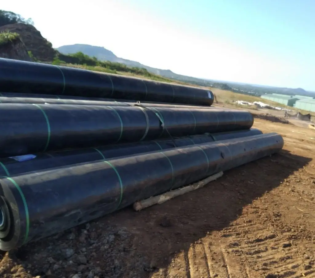 Màng chống thấm HDPE nhập khẩu - Đắt tiền, tốn thời gian nhưng hiệu quả và tuổi thọ công trình cao