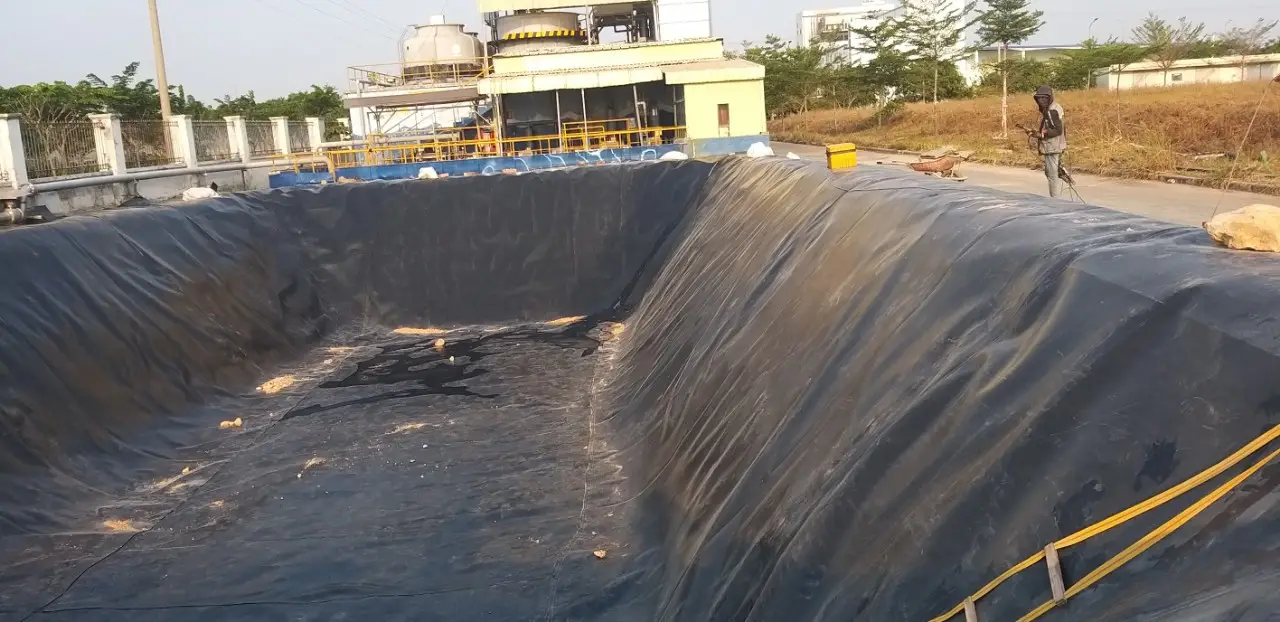 Bạt HDPE 2mm giải pháp cho các công trình chống thấm lâu dài và tuyệt đối