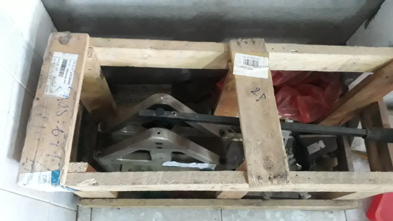 Máy cắt mẫu HDPE theo chuẩn ASTM