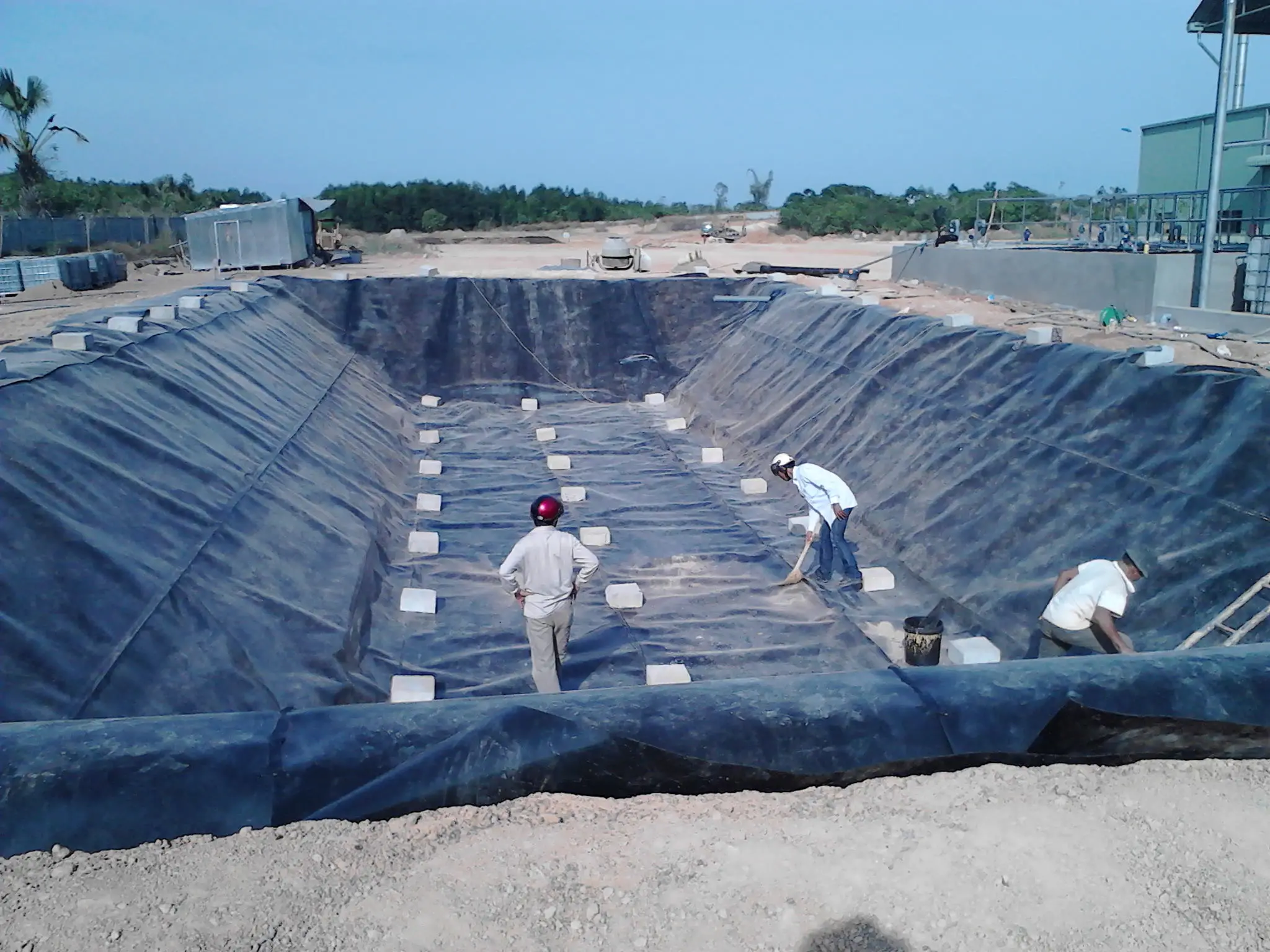 Bán lẻ màng chống thấm HDPE từ Hưng Phú vận chuyển toàn quốc