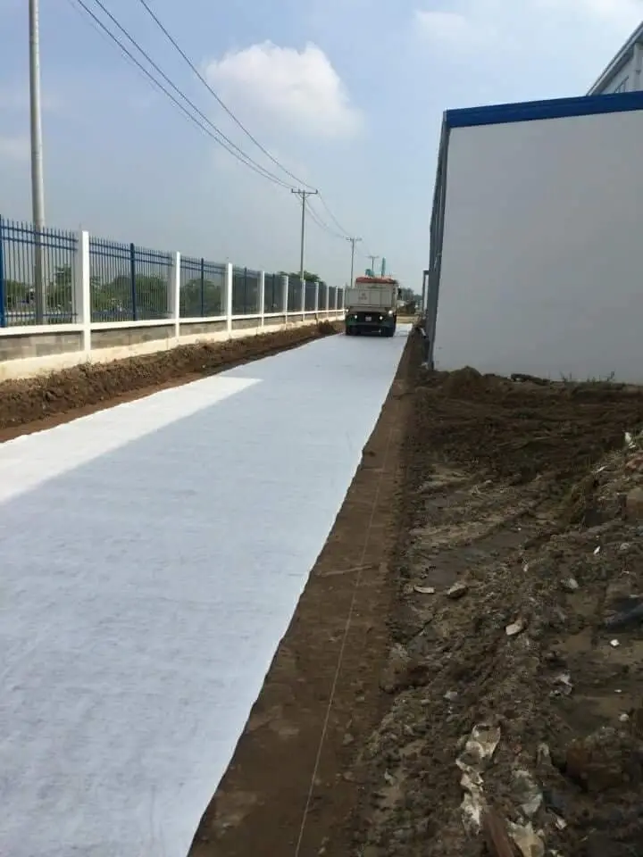 Vải địa kỹ thuật ART20 gia cường ổn định nền đất yếu trong xây dựng hạ tầng giao thông