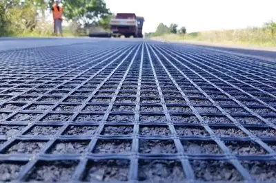 Thi công lưới địa kỹ thuật trong công tác xây dựng công trình cầu đường