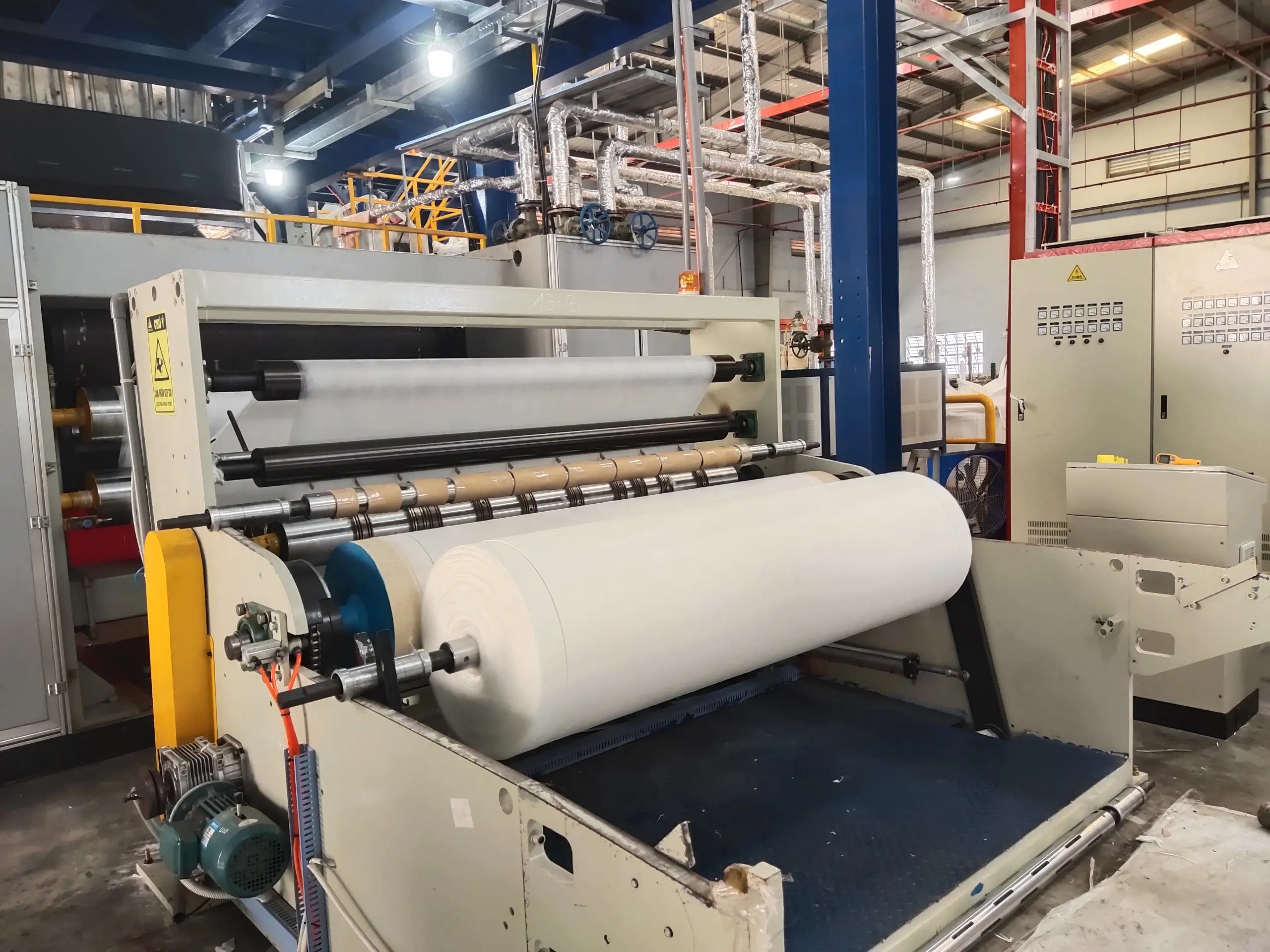 Xử lý nền đất yếu bằng vải địa kỹ thuật