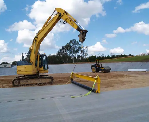 Màng chống thấm Bentonite nhập khẩu và giải pháp thay thế bạt HDPE