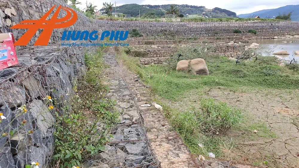 Kè rọ đá chống sạt lở: Giải pháp hiệu quả cho bảo vệ đất đai và môi trường