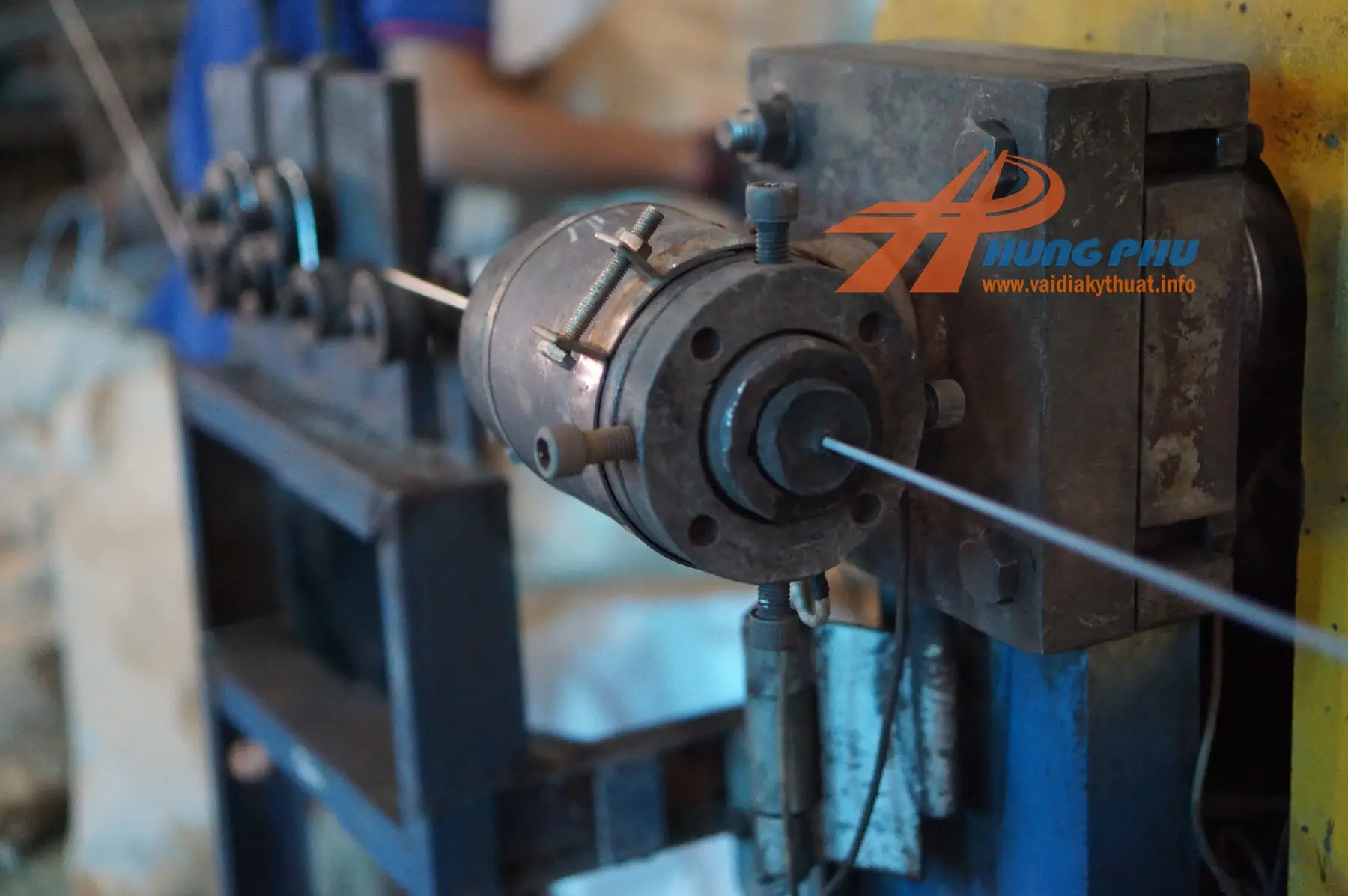 Máy bọc nhựa PVC dây đan Rọ đá