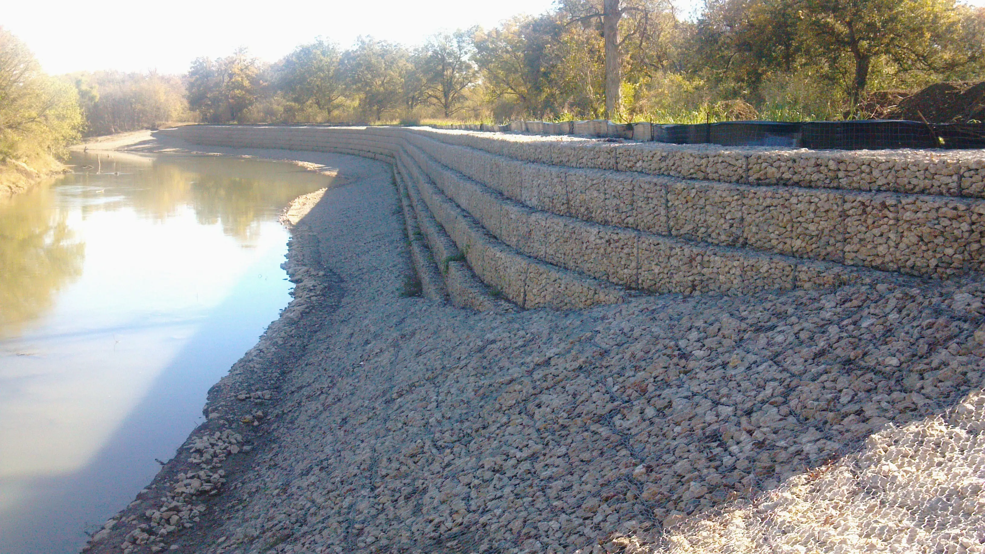 Hình ảnh Rọ đá