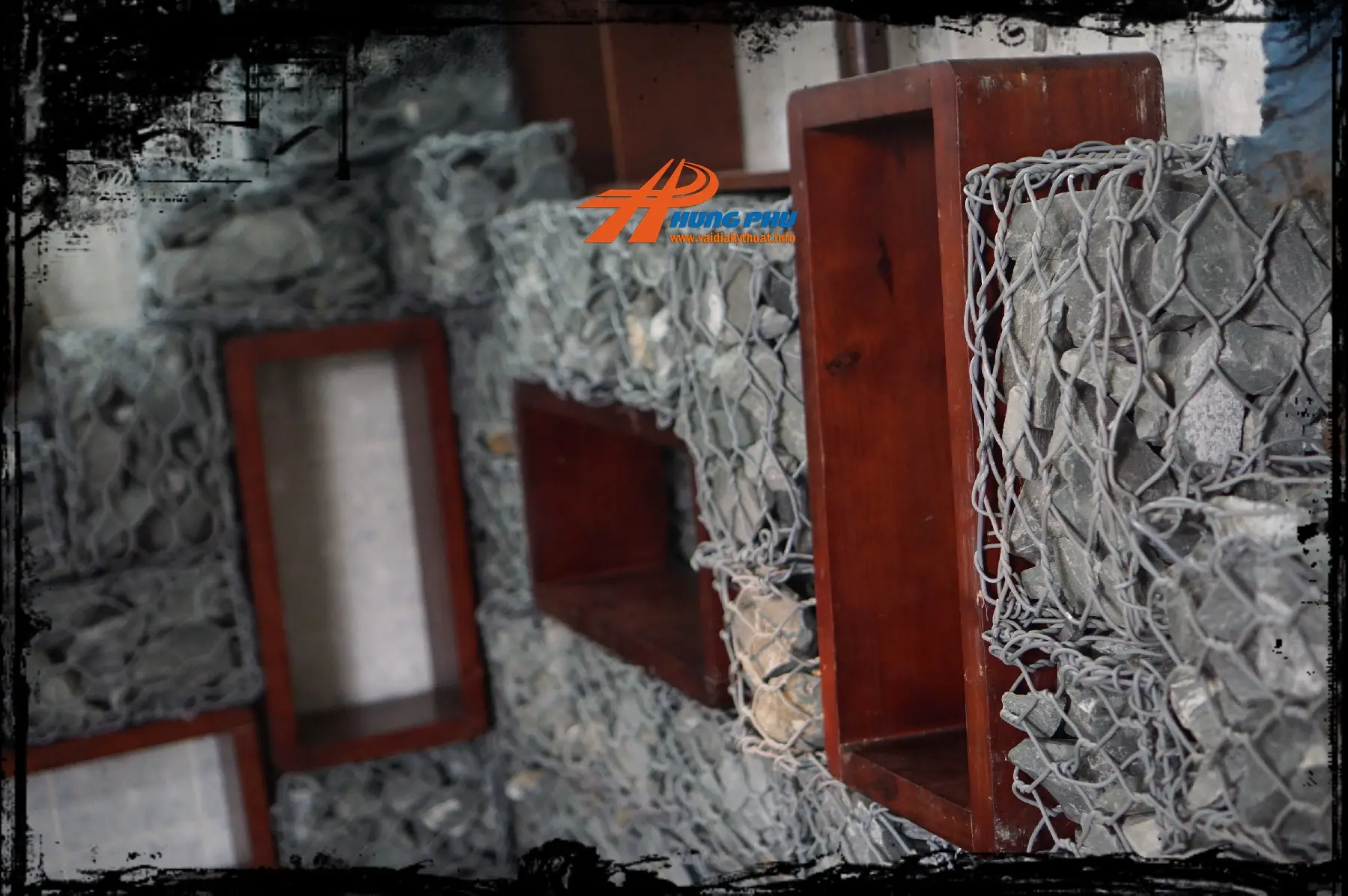 Rọ đá trang trí tường