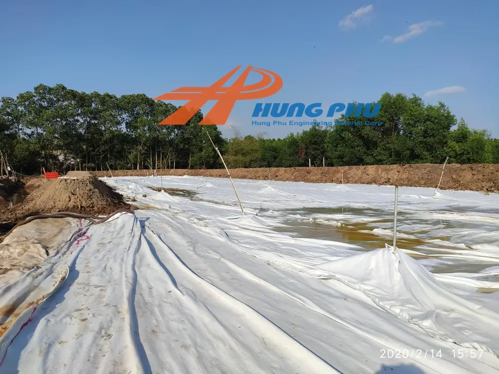 Định hướng bố trí vải địa kỹ thuật không dệt trên mái dốc - Tối ưu hóa thiết kế và thi công cho công trình bền vững