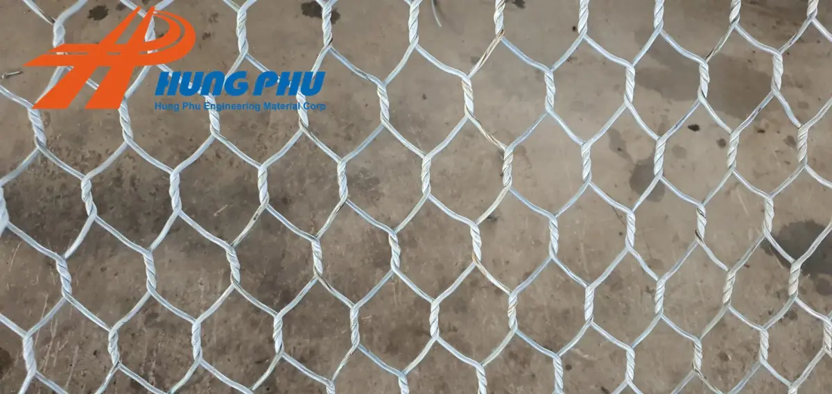 Giá rọ đá bọc nhựa PVC và thị trường Việt Nam hiện nay