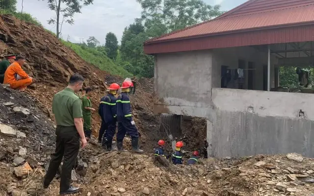 Sạt lở đất Nguyên nhân và tác động