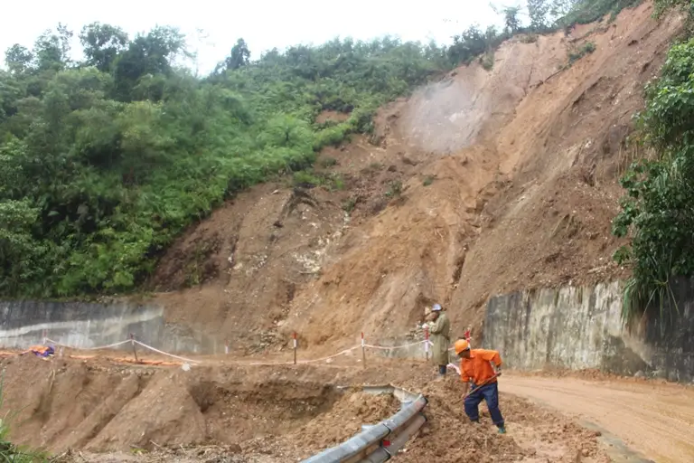 chống sạt lở đất