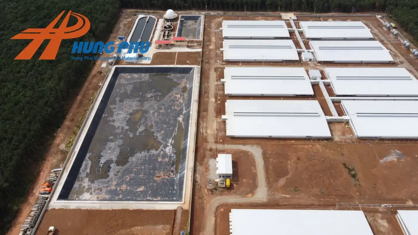 Thi công hàn màng HDPE - Dự án Trại heo thịt 20ha Công ty Chăn nuôi New Hope Bình Phước