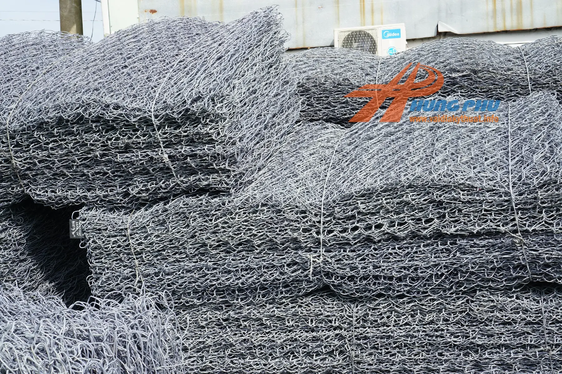 Rọ đá 2x1x0.5 Một Giải Pháp Bền Vững cho Xây Dựng