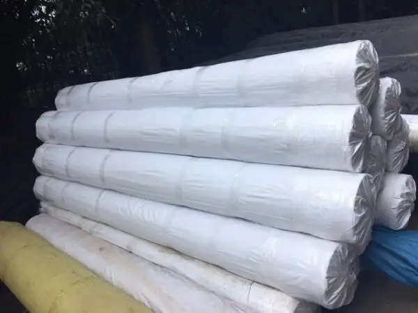 Bạt HDPE Màu Trắng Giải Pháp Không Thể Thiếu Trong Nhiều Lĩnh Vực