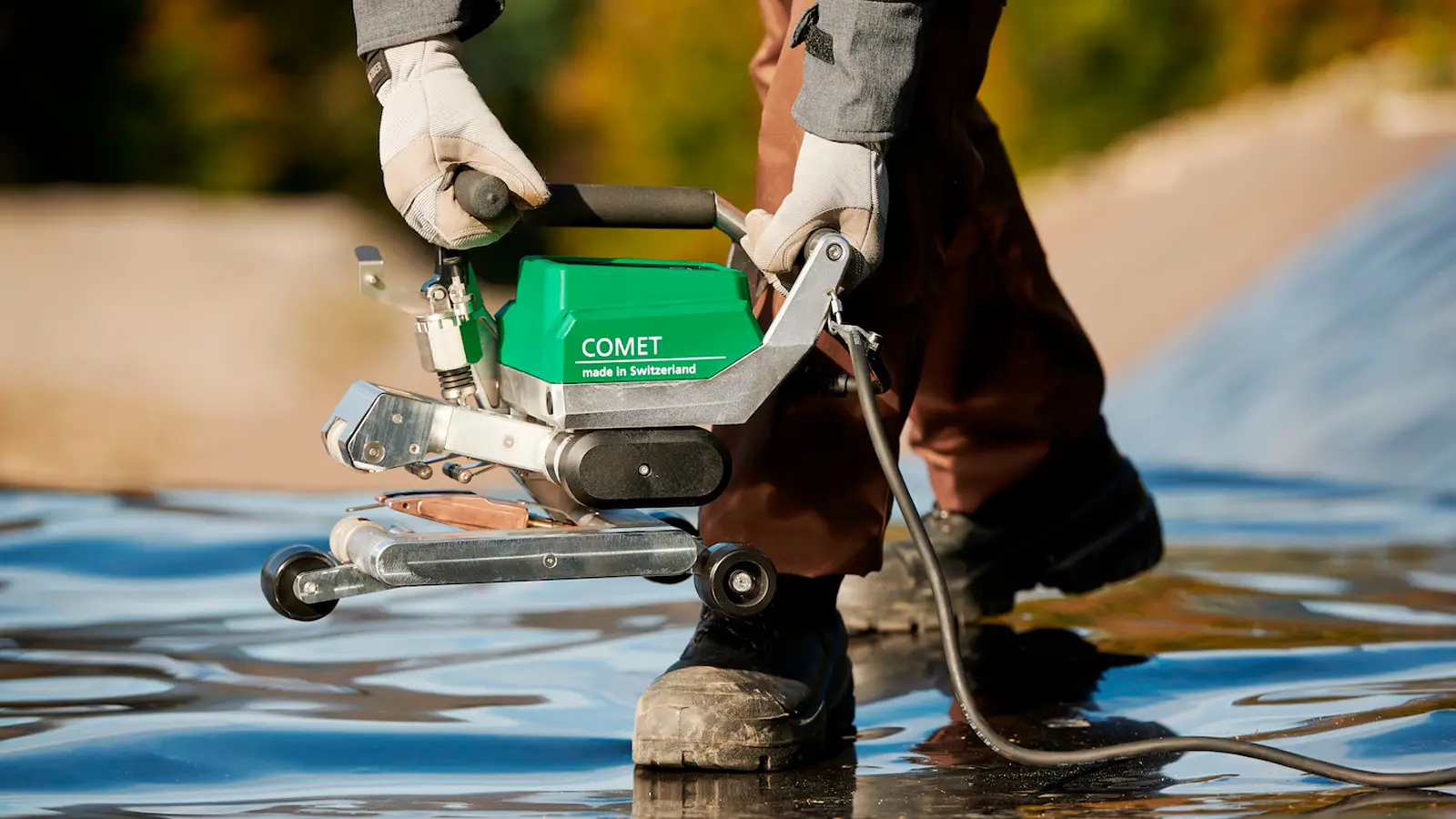 Đánh giá sản phẩm COMET 700
