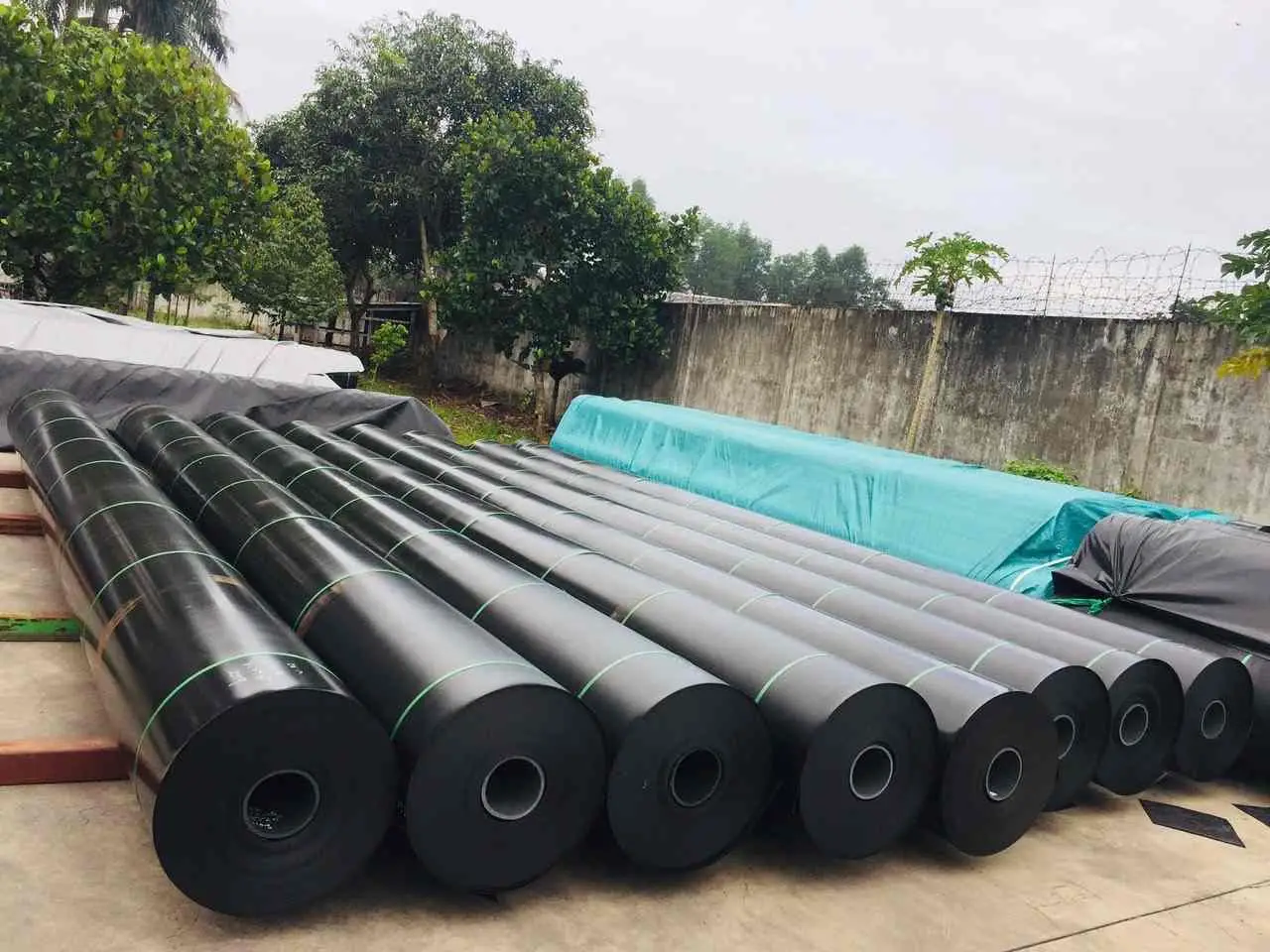 Giá Thành Màng Chống Thấm HDPE