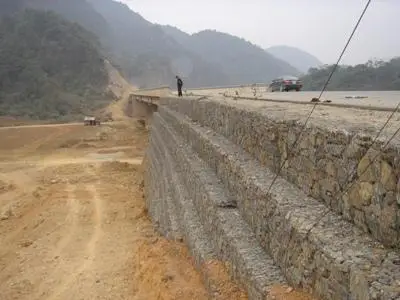 Thi Công Kè Rọ Đá