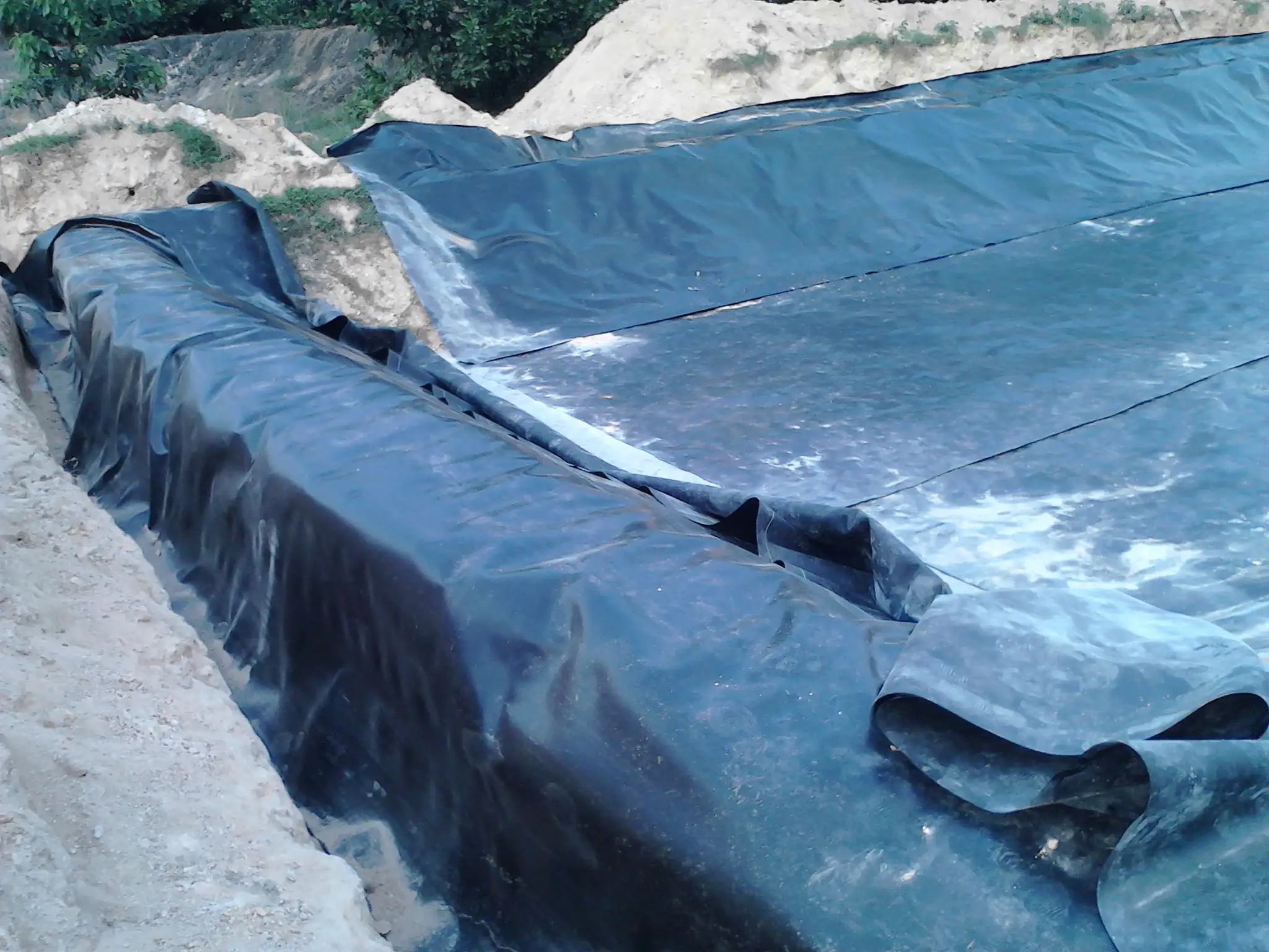 Bạt lót HDPE – Giải pháp tối ưu cho nông nghiệp và xây dựng bền vững