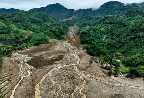 Đất trượt là gì? Nguyên nhân, tác hại và cách phòng tránh