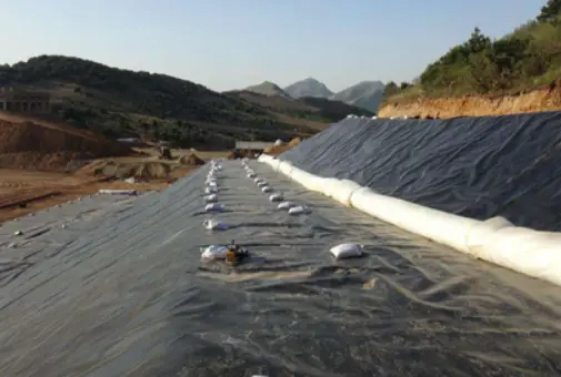Bạt HDPE 1mm Giải Pháp Toàn Diện Cho Xây Dựng Bảo Vệ Môi Trường