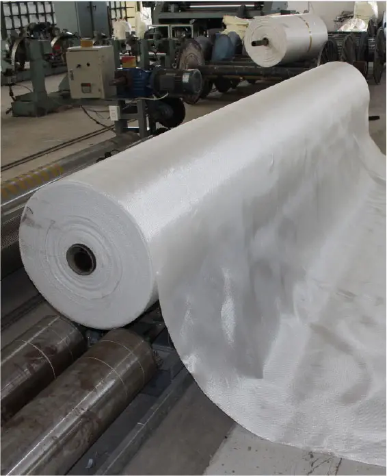 Vải Địa Kỹ Thuật 200kN/m gia cường khối đắp nền đất mới