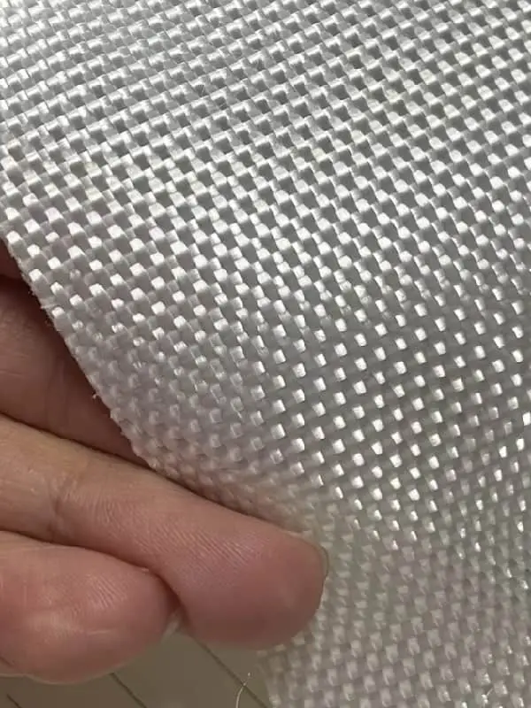 Vải Địa Kỹ Thuật 200kN/m gia cường khối đắp nền đất mới