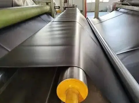 Cách dán bạt HDPE hiệu quả nâng cao tuổi thọ công trình