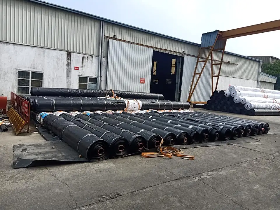 Vải Địa Kỹ Thuật Chống Thấm HDPE