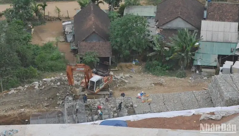 Biện pháp thi công thả rọ đá dưới nước