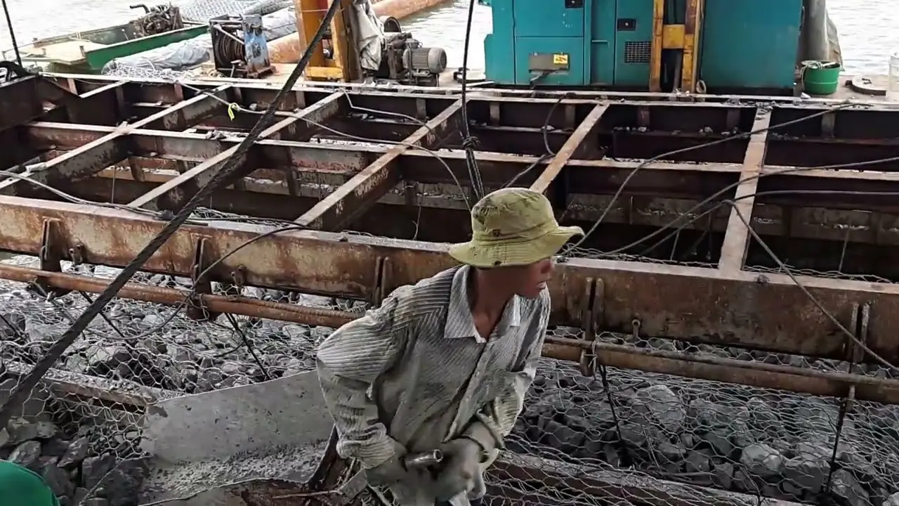 Thi Công Rọ Đá Hộc - Giải pháp tường chắn trọng lực hoàn hảo