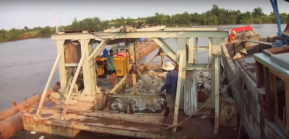 Thả Rọ Đá - Kỹ Thuật Thủy Lợi Đa Diện và Tiềm Năng Phát Triển