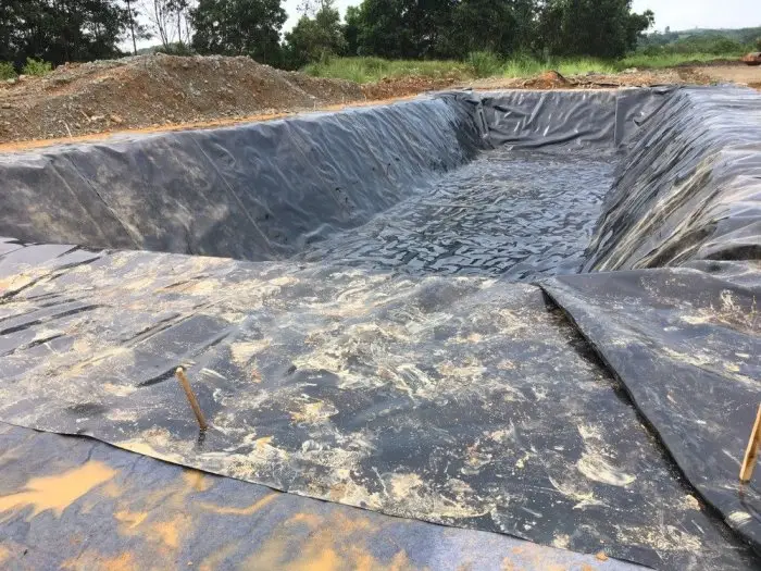 Màng HDPE HUITEX SMOOTH - Giải pháp Chống Thấm  Bảo Vệ Môi trường Hàng Đầu